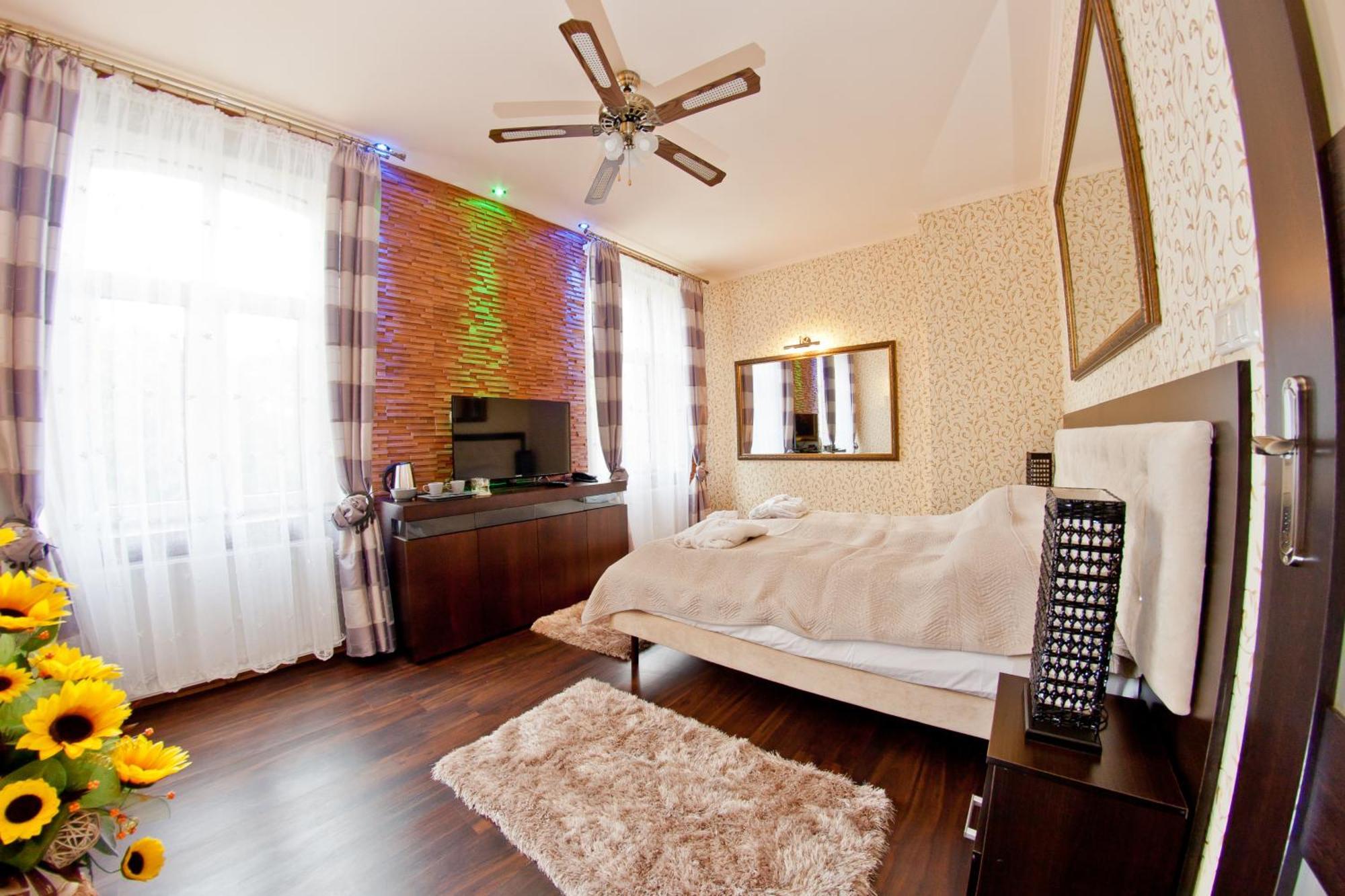 Palac Saturna Czeladź Oda fotoğraf